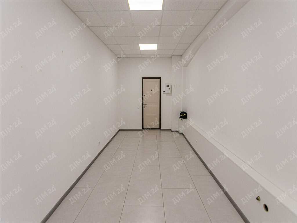 Приміщення з водою в центрі міста | Приват житло