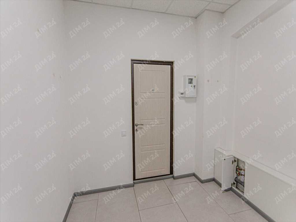 Приміщення з водою в центрі міста | Приват житло