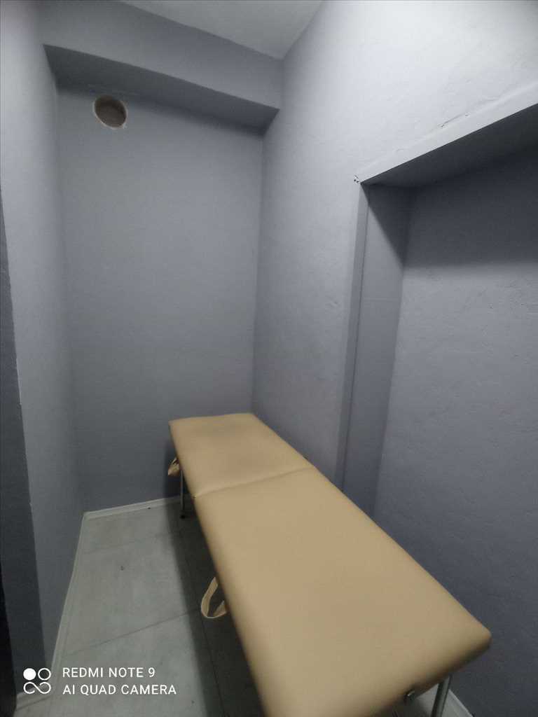 Затишне місце для свого масажного кабінету в центрі! | Приват житло