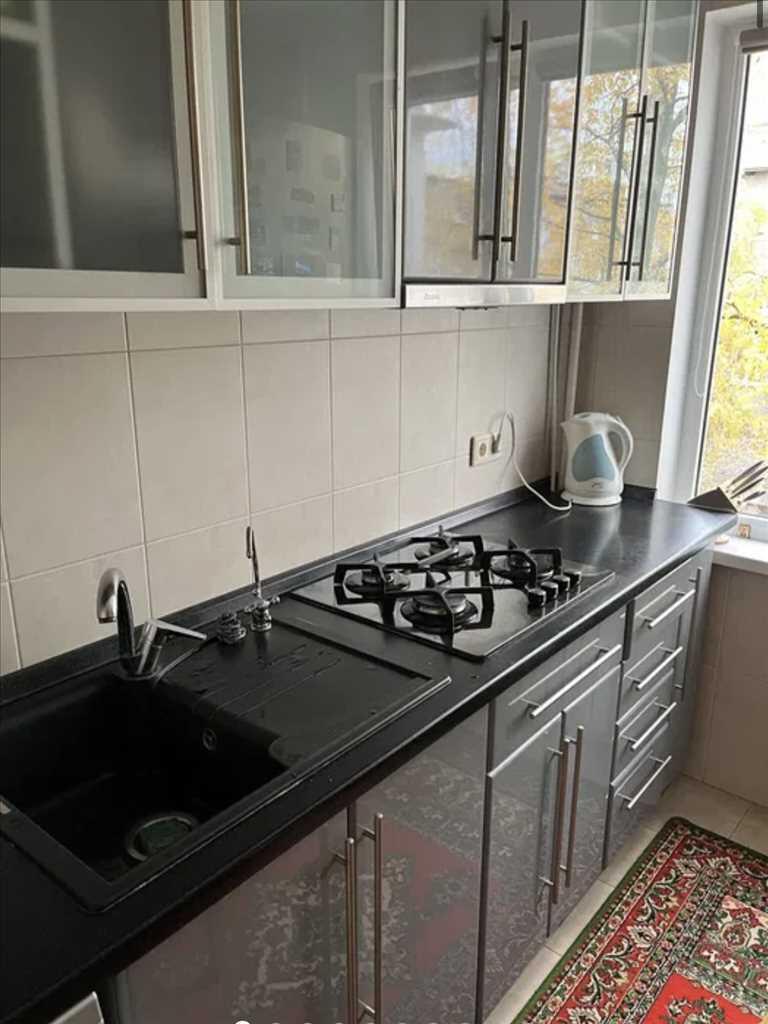 Сдам затишну трикімнатну квартиру | Приват житло