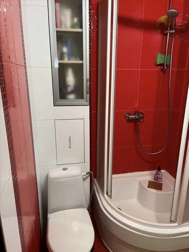 Сдам затишну трикімнатну квартиру | Приват житло