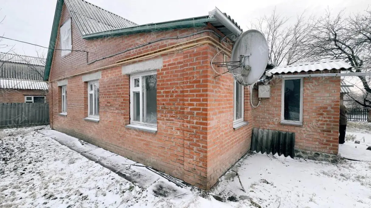 Два житлові будинки за 20 км від м.Полтава, Полтавський район | Приват житло