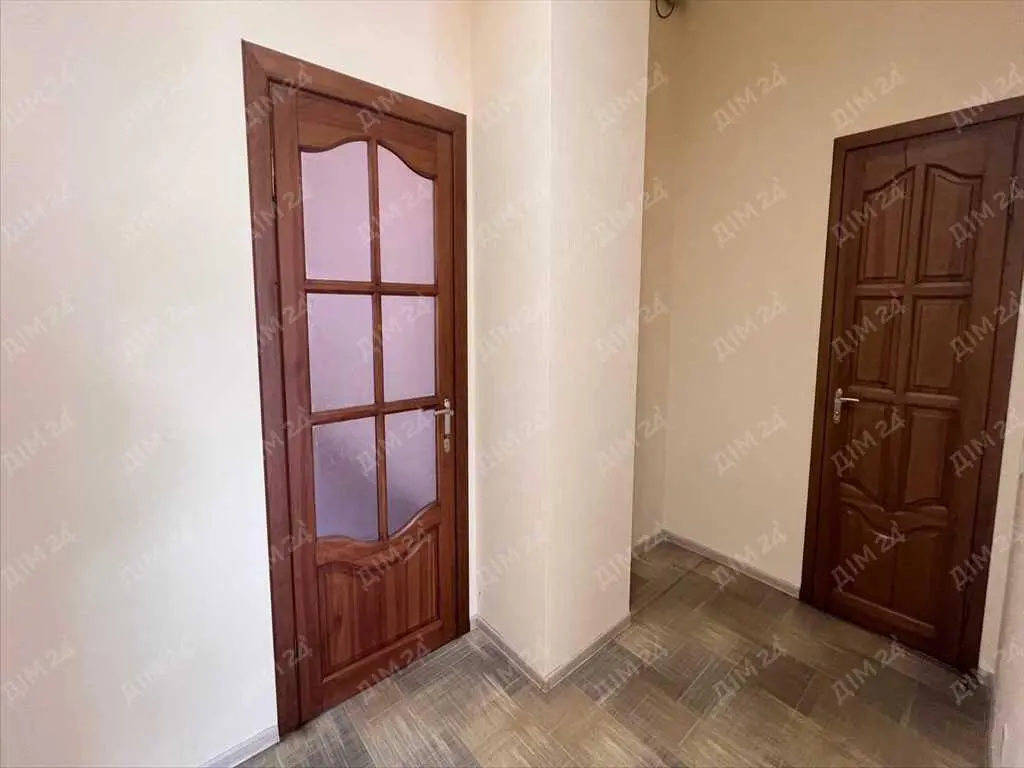 Оренда офісних приміщень в центрі! | Приват житло