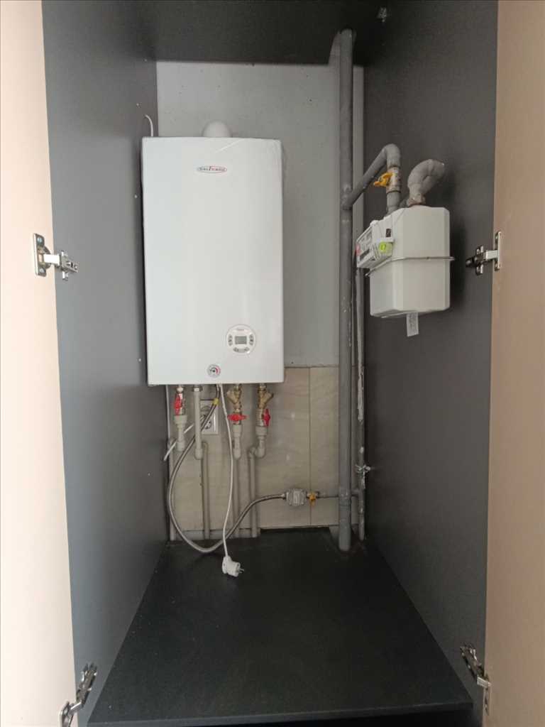 Перша здача!! Однокімнатна квартира з євроремонтом! | Приват житло